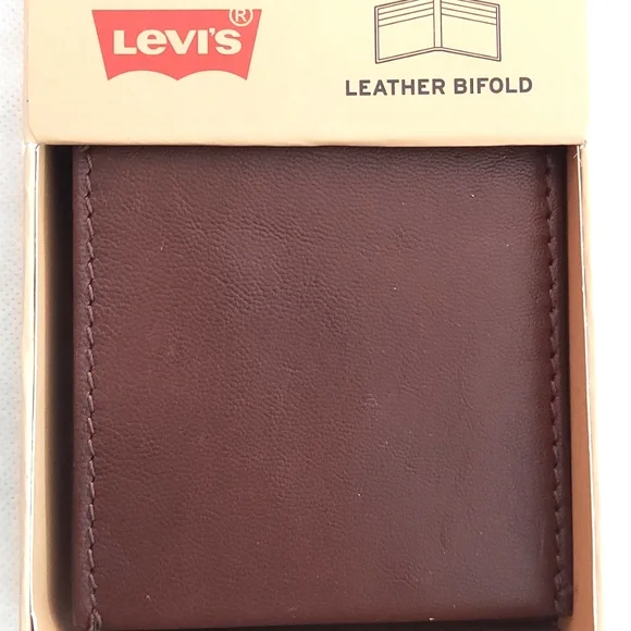 Levi's Wallet, Bifold,‎ Brown, Genuine Leather, New! Comes in Matching Box - Picture 2 of 5